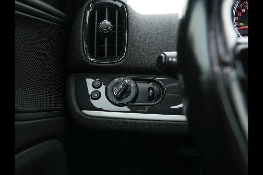 MINI Countryman 2.0 Cooper S E ALL4 Chili Plug-In (INCL-BTW) Aut. *PANO | LEATHER-FABRIC | FULL-LED | SPORT-SEATS | KEYLESS | NAVI-FULLMAP | ECC | AMBIENT-LIGHT | PDC | CRUISE | 18''ALU*