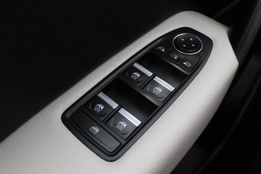 Renault Captur 1.3 TCe 130 Automaat Edition One Virtual Cockpit, ACC, 360° Camera, Panoramadak, BOSE Audio, Trekhaak