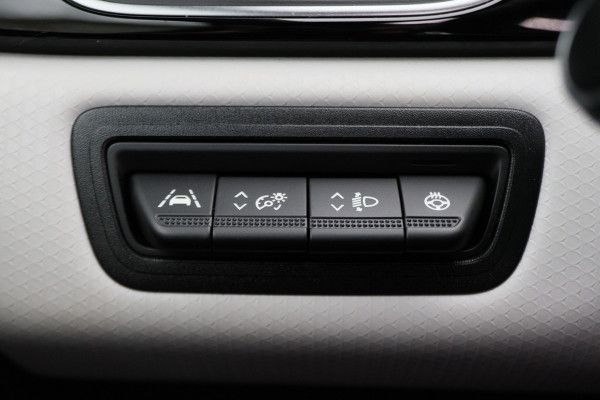 Renault Captur 1.3 TCe 130 Automaat Edition One Virtual Cockpit, ACC, 360° Camera, Panoramadak, BOSE Audio, Trekhaak