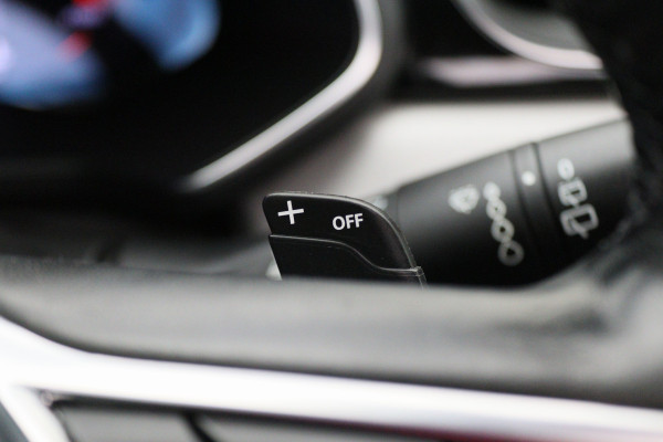 Renault Captur 1.3 TCe 130 Automaat Edition One Virtual Cockpit, ACC, 360° Camera, Panoramadak, BOSE Audio, Trekhaak