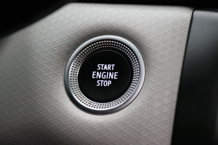 Renault Captur 1.3 TCe 130 Automaat Edition One Virtual Cockpit, ACC, 360° Camera, Panoramadak, BOSE Audio, Trekhaak