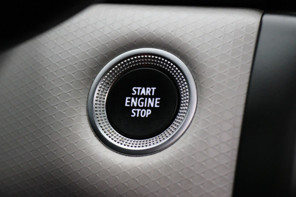 Renault Captur 1.3 TCe 130 Automaat Edition One Virtual Cockpit, ACC, 360° Camera, Panoramadak, BOSE Audio, Trekhaak