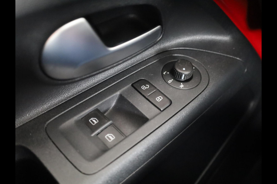 Seat Mii Electric electric Plus 83PK | Navigatie via app | stoelverwarming | LM velgen | Mistlampen |