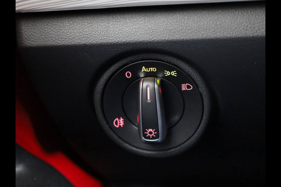 Seat Mii Electric electric Plus 83PK | Navigatie via app | stoelverwarming | LM velgen | Mistlampen |