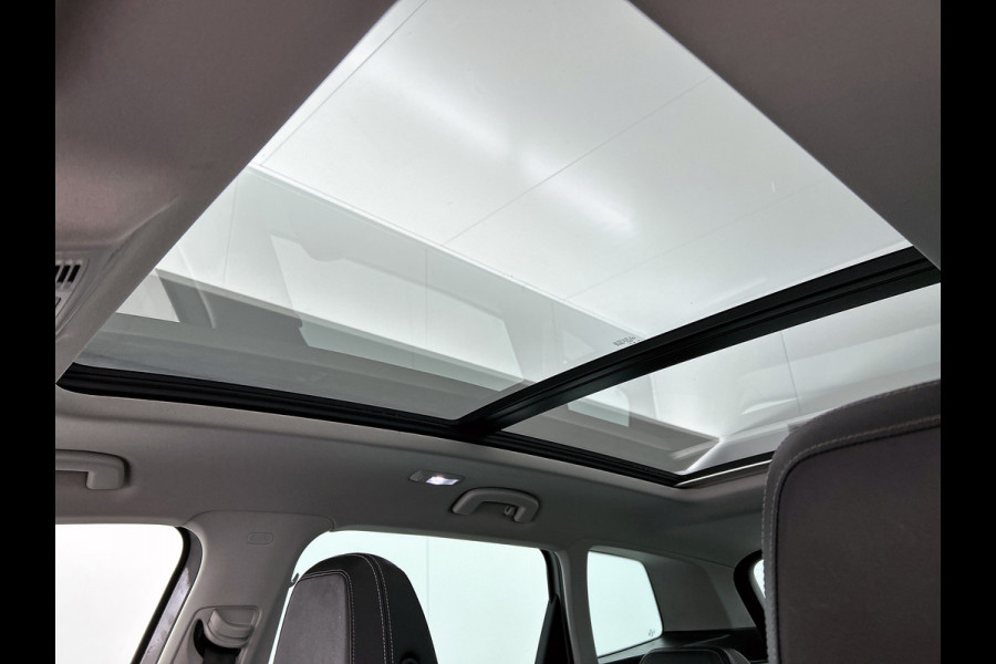 Škoda Karoq 1.5 TSI ACT Style Business (Goed OnderH, Panorama, Trekhaak, Carplay/ Android, Camera, Lane Assist, Mirror Link, Etc)