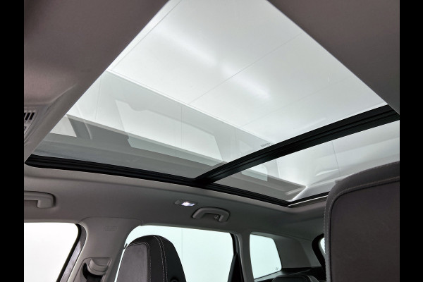 Škoda Karoq 1.5 TSI ACT Style Business (Goed OnderH, Panorama, Trekhaak, Carplay/ Android, Camera, Lane Assist, Mirror Link, Etc)