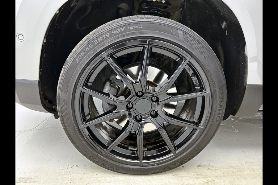 Škoda Karoq 1.5 TSI ACT Style Business (Goed OnderH, Panorama, Trekhaak, Carplay/ Android, Camera, Lane Assist, Mirror Link, Etc)