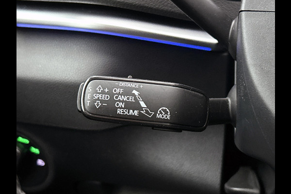 Škoda Karoq 1.5 TSI ACT Style Business (Goed OnderH, Panorama, Trekhaak, Carplay/ Android, Camera, Lane Assist, Mirror Link, Etc)