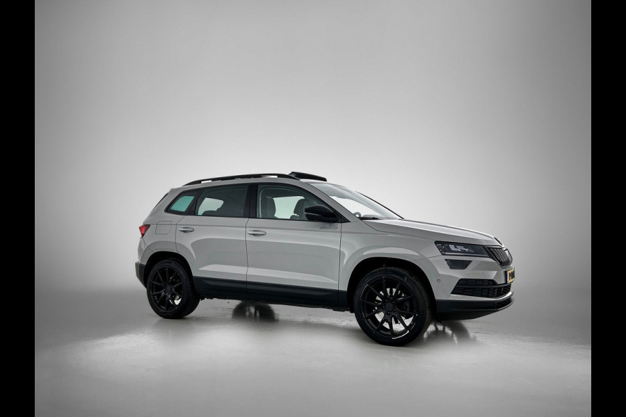 Škoda Karoq 1.5 TSI ACT Style Business (Goed OnderH, Panorama, Trekhaak, Carplay/ Android, Camera, Lane Assist, Mirror Link, Etc)