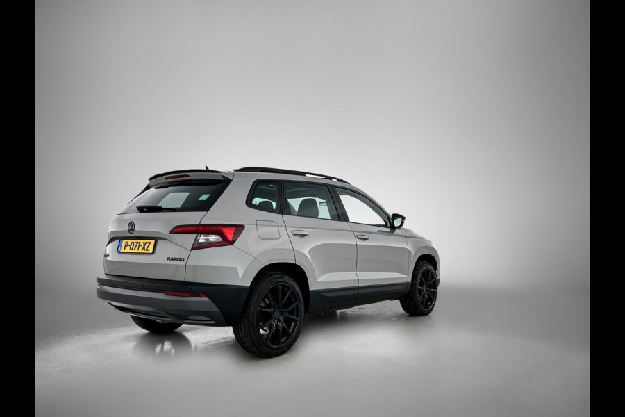 Škoda Karoq 1.5 TSI ACT Style Business (Goed OnderH, Panorama, Trekhaak, Carplay/ Android, Camera, Lane Assist, Mirror Link, Etc)