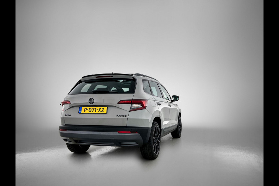 Škoda Karoq 1.5 TSI ACT Style Business (Goed OnderH, Panorama, Trekhaak, Carplay/ Android, Camera, Lane Assist, Mirror Link, Etc)
