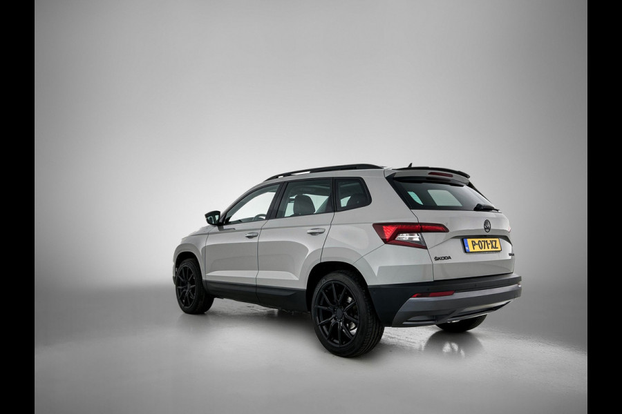 Škoda Karoq 1.5 TSI ACT Style Business (Goed OnderH, Panorama, Trekhaak, Carplay/ Android, Camera, Lane Assist, Mirror Link, Etc)