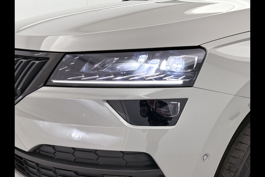 Škoda Karoq 1.5 TSI ACT Style Business (Goed OnderH, Panorama, Trekhaak, Carplay/ Android, Camera, Lane Assist, Mirror Link, Etc)