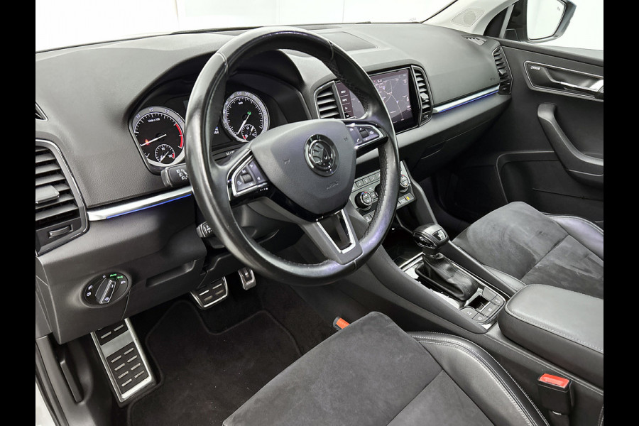 Škoda Karoq 1.5 TSI ACT Style Business (Goed OnderH, Panorama, Trekhaak, Carplay/ Android, Camera, Lane Assist, Mirror Link, Etc)