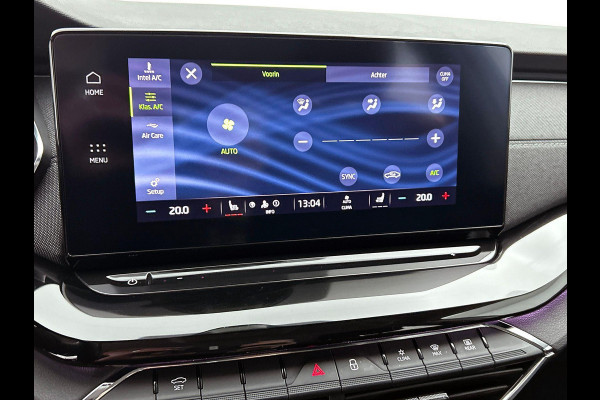 Škoda Octavia Combi 1.5 e-TSI DSG Style | DEMO! |Navigatie Climatic Control  Parkeer Sensoren + Camera DAB Cruise control Lichtmetalen Velgen Keyless