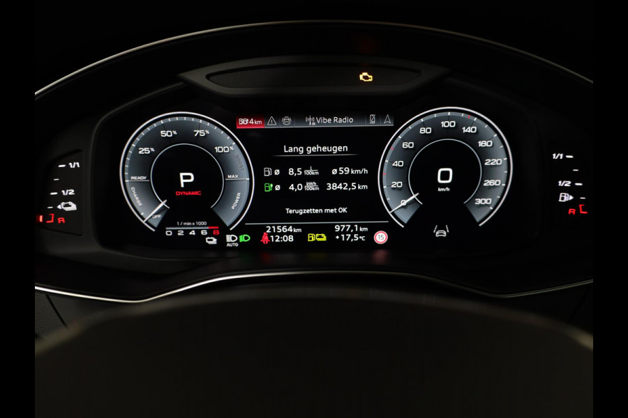 Audi A6 Avant 55 TFSI e quattro S edition 367pk | Panoramadak | Head up Display | Wegklapbare trekhaak | Adaptieve cruise controle | Parkeercamera