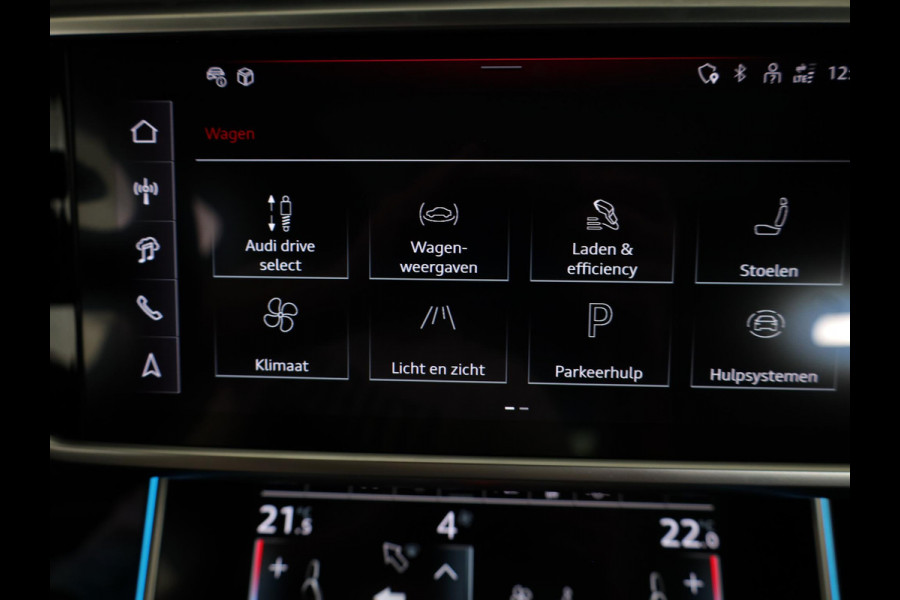Audi A6 Avant 55 TFSI e quattro S edition 367pk | Panoramadak | Head up Display | Wegklapbare trekhaak | Adaptieve cruise controle | Parkeercamera