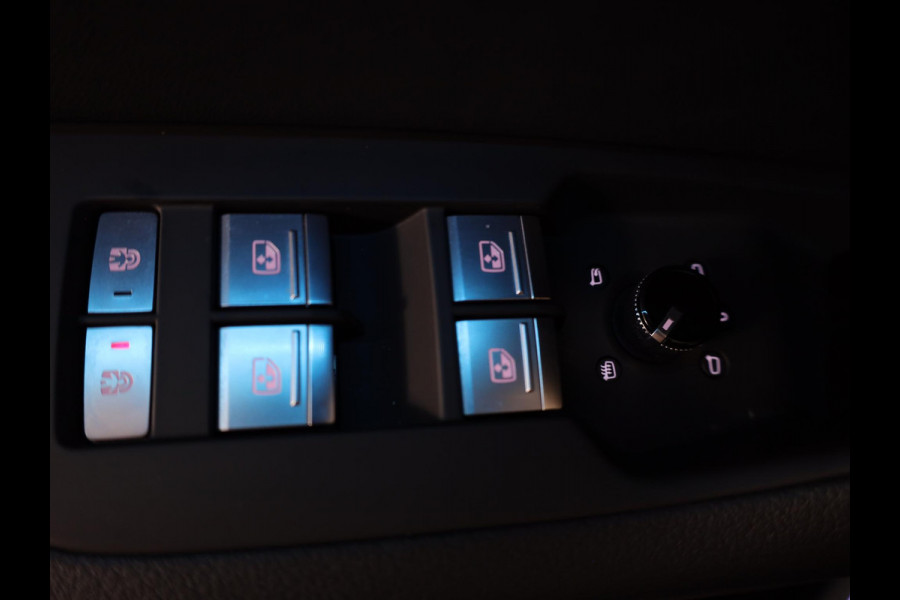 Audi A6 Avant 55 TFSI e quattro S edition 367pk | Panoramadak | Head up Display | Wegklapbare trekhaak | Adaptieve cruise controle | Parkeercamera