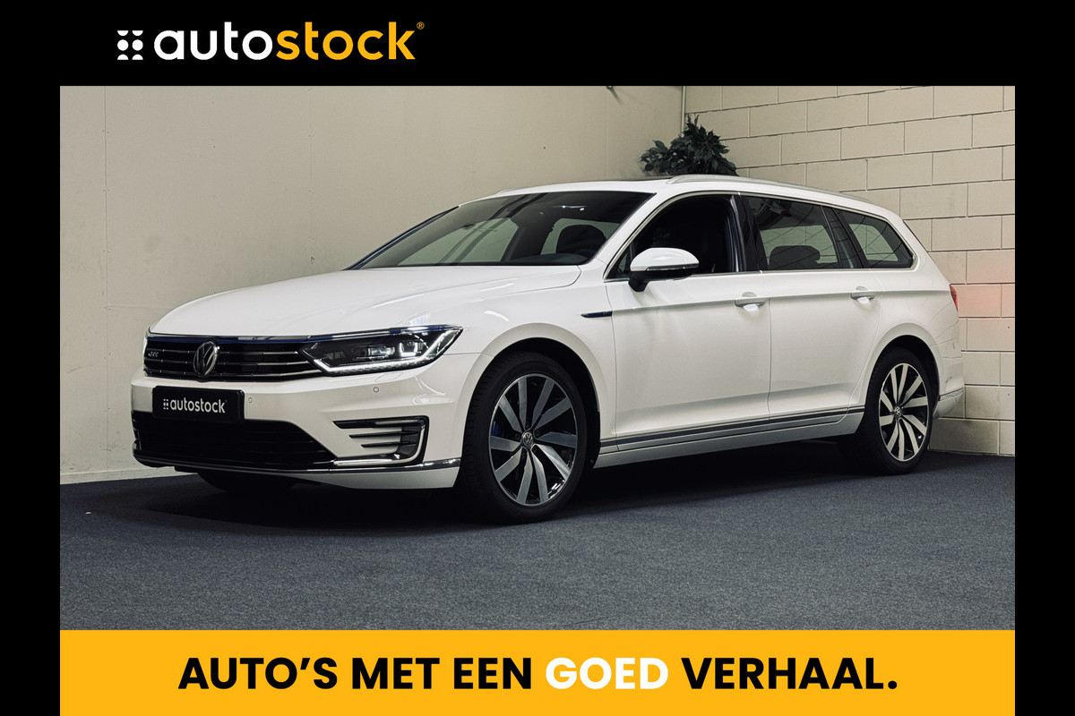 Volkswagen Passat Variant 1.4 TSI GTE | Panorama | Trekhaak | Massage