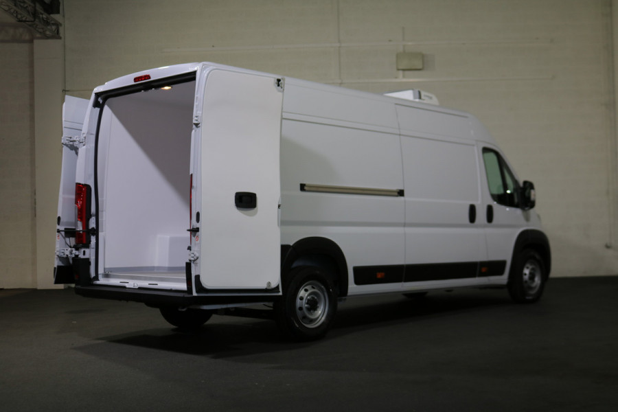 Fiat Ducato 2.2 MultiJet L4 H2 140PK Koelwagen Vrieswagen -20 Graden Dag en Nacht