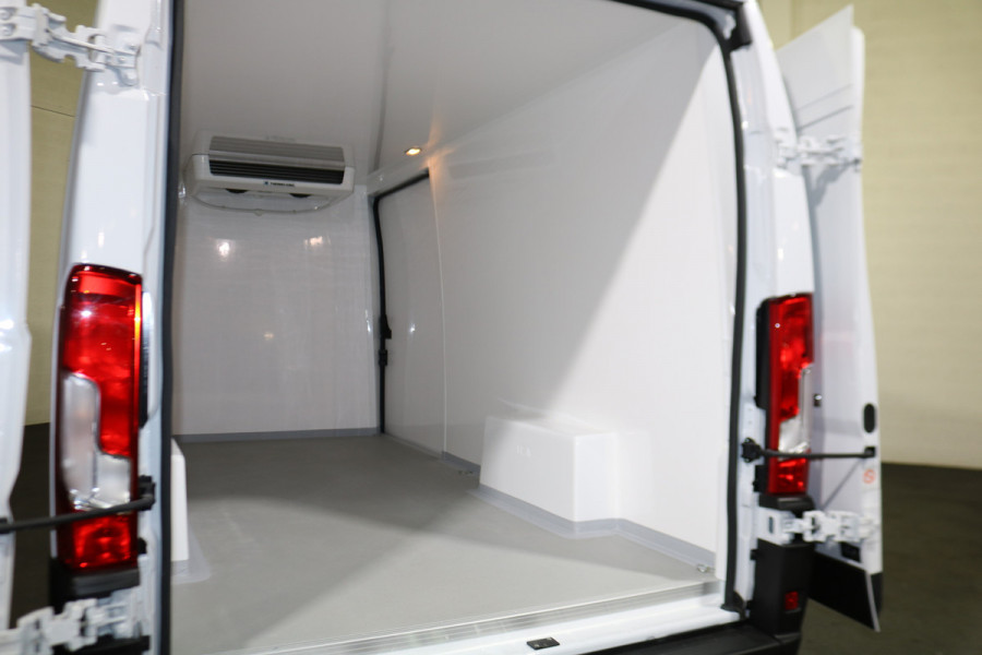 Fiat Ducato 2.2 MultiJet L4 H2 140PK Koelwagen Vrieswagen -20 Graden Dag en Nacht