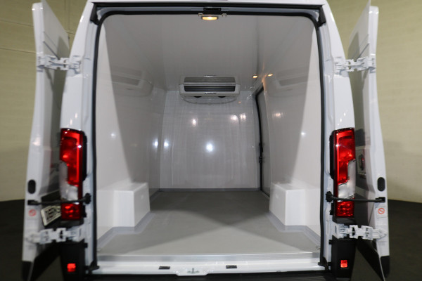 Fiat Ducato 2.2 MultiJet L4 H2 140PK Koelwagen Vrieswagen -20 Graden Dag en Nacht