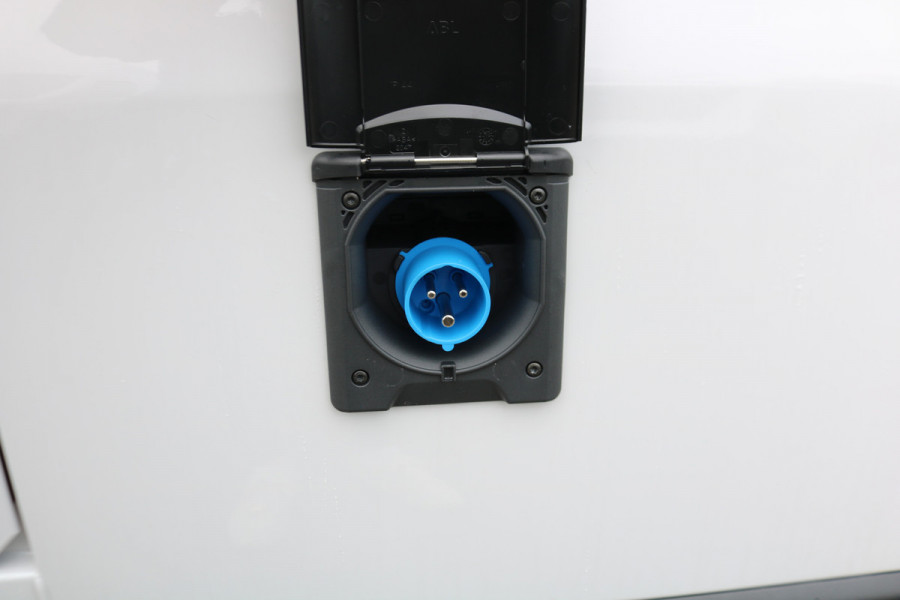 Fiat Ducato 2.2 MultiJet L4 H2 140PK Koelwagen Vrieswagen -20 Graden Dag en Nacht