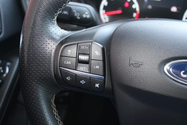 Ford Focus 2.3 EcoBoost ST-3 | Winterpack | Adaptieve Cruise Control | Camera | Privacy Glass | 19 INCH Lichtmetalen Velgen | DAB | B&O Sound