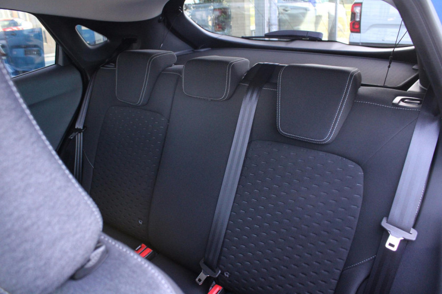 Ford Puma 1.0 EcoBoost Hybrid Titanium 125pk | Winterpack | Driver Assistance Pack | Elek. Achterklep | Keyless