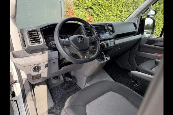 Volkswagen Crafter 35 2.0 TDI 141 PK / L3H3 / DHOLLANDIA HYDR. LAADKLEP / AUTOMAAT / AIRCO / CRUISE / CAMERA
