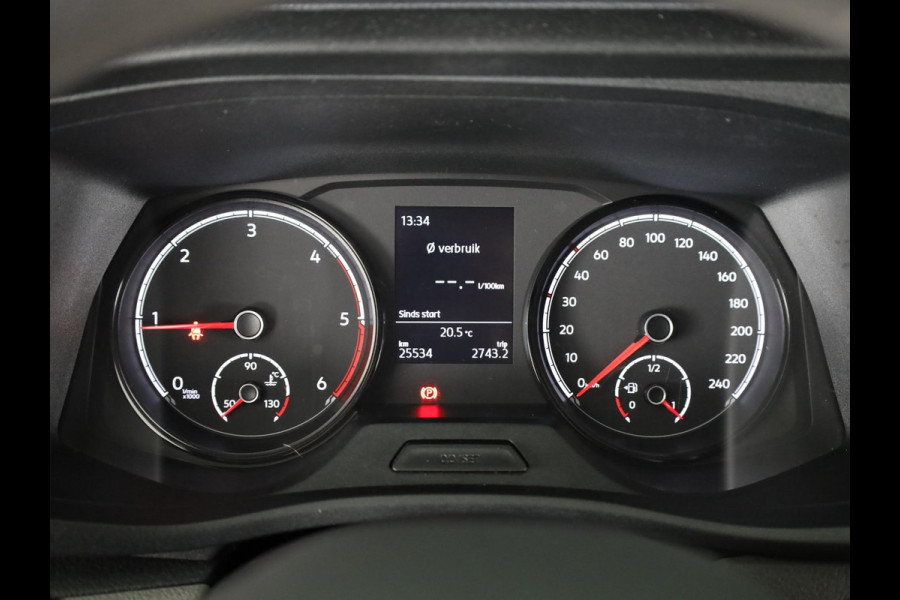 Volkswagen Transporter 2.0 TDI L2H1 28 Highline DC 110PK | Dubbele cabine | Trekhaak | Navigatie