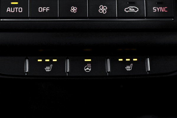 Kia Ceed Sportswagon 1.0 T-GDi DynamicPlusLine 120PK | Cruise | Stoel-+Stuurverw. | PDC | NAV + App. Connect | ECC | DAB | LM 16" |