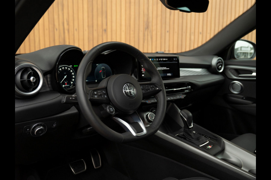 Alfa Romeo Tonale 1.3T PHEV 280pk Edizione Speciale | Pano-dak | Harman/Kardon | Adapt. cruise