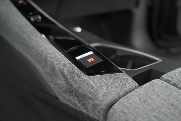 Peugeot 3008 1.2 Hybrid 145 GT | Elektrische Kofferklep | Camera | Adaptieve Cruise Control | Apple CarPlay