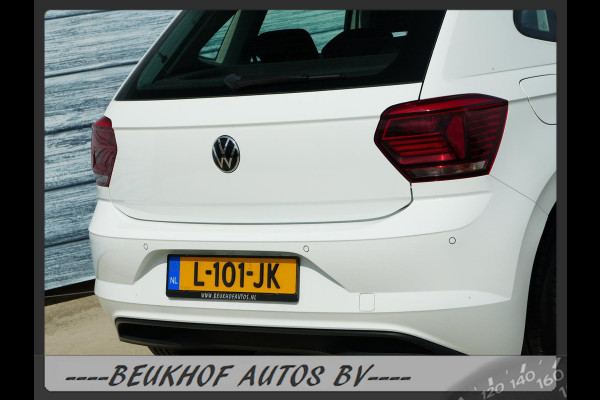 Volkswagen Polo 1.0 TSI Park Sensoren Business Carplay Navi Volkswagen Polo 1.0 TSI Park Sensoren Business Carplay Navi