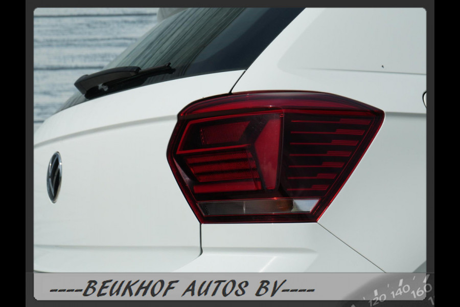 Volkswagen Polo 1.0 TSI Park Sensoren Business Carplay Navi Volkswagen Polo 1.0 TSI Park Sensoren Business Carplay Navi