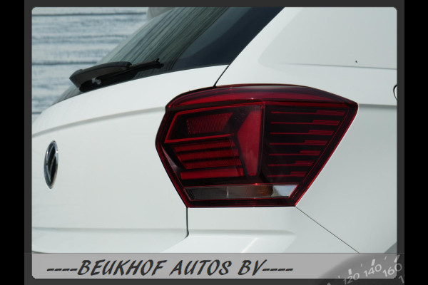 Volkswagen Polo 1.0 TSI Park Sensoren Business Carplay Navi Volkswagen Polo 1.0 TSI Park Sensoren Business Carplay Navi