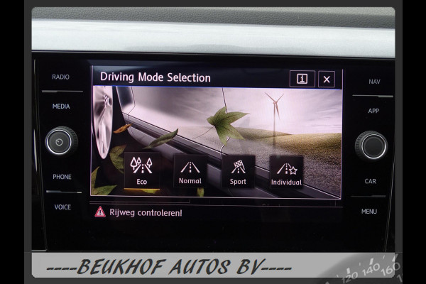 Volkswagen Polo 1.0 TSI Park Sensoren Business Carplay Navi Volkswagen Polo 1.0 TSI Park Sensoren Business Carplay Navi