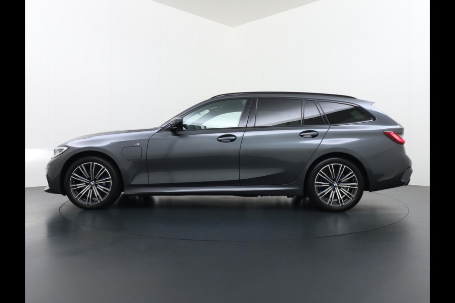BMW 3 Serie Touring 330e High Executive M SPORT  DEALER ONDERHOUDEN | LASER LED | HRAMAN KARDON | PANORAMADAK
