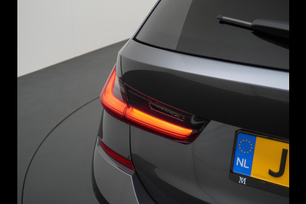 BMW 3 Serie Touring 330e High Executive M SPORT  DEALER ONDERHOUDEN | LASER LED | HRAMAN KARDON | PANORAMADAK