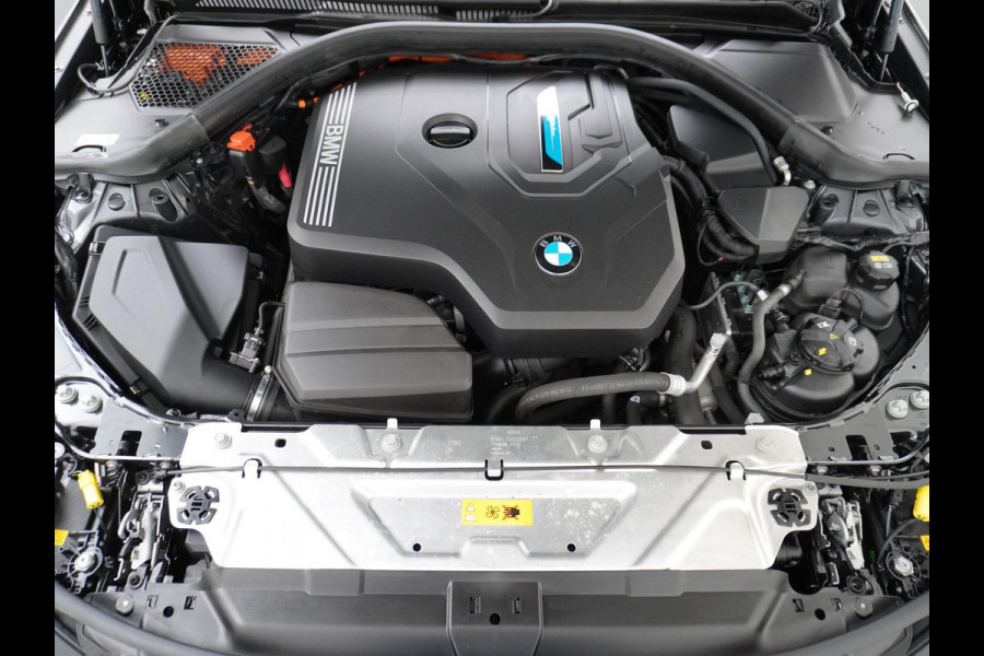 BMW 3 Serie Touring 330e High Executive M SPORT  DEALER ONDERHOUDEN | LASER LED | HRAMAN KARDON | PANORAMADAK