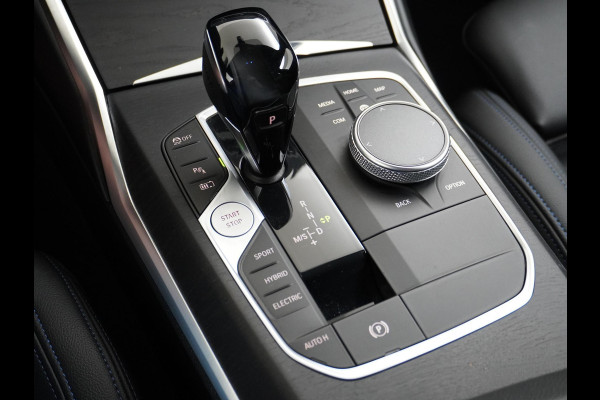 BMW 3 Serie Touring 330e High Executive M SPORT  DEALER ONDERHOUDEN | LASER LED | HRAMAN KARDON | PANORAMADAK
