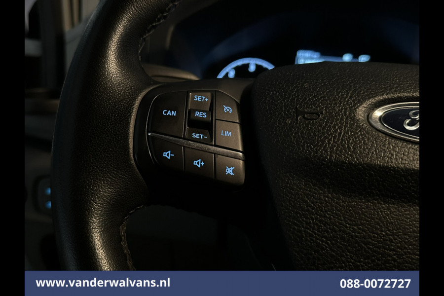 Ford Transit 2.0 TDCI 131pk L3H2 Euro6 Airco | Apple Carplay | Camera | Navigatie | Stoelverwarming | Cruisecontrol Parkeersensoren, Android Auto, Verwarmde voorruit, Bijrijdersbank Ford Transit 2.0 TDCI 131pk L3H2 Euro6 Airco | Apple Carplay | Camera | Navigatie | Stoelverwarming | Cruisecontrol Parkeersensoren, Android Auto, Verwarmde voorruit, Bijrijdersbank