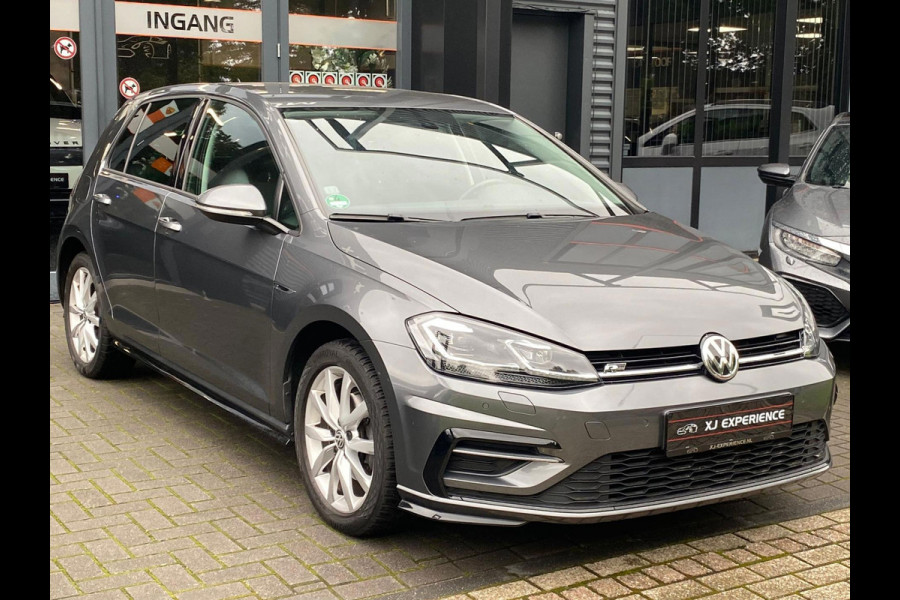 Volkswagen Golf 7.5 1.5 TSI 150PK Highline R-LINE NAVI LED Volkswagen Golf 7.5 1.5 TSI 150PK Highline R-LINE NAVI LED
