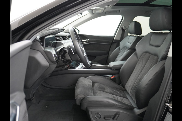 Audi e-tron 55 Quattro 95kWh 408PK Trekhaak Leder/Alcantara-Sportstoel Panoramadak Adap.Cruise Navi Ecc Stoelverwarming Business Edition Plus Luchtvering Memory Lmv Elek.Achterklep Privacy Glas Keyless 1e Eigenaar 1.800KG Trekgewicht Zeer compleet!