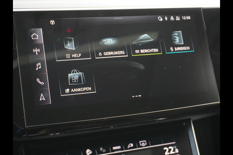 Audi e-tron 55 Quattro 95kWh 408PK Trekhaak Leder/Alcantara-Sportstoel Panoramadak Adap.Cruise Navi Ecc Stoelverwarming Business Edition Plus Luchtvering Memory Lmv Elek.Achterklep Privacy Glas Keyless 1e Eigenaar 1.800KG Trekgewicht Zeer compleet!