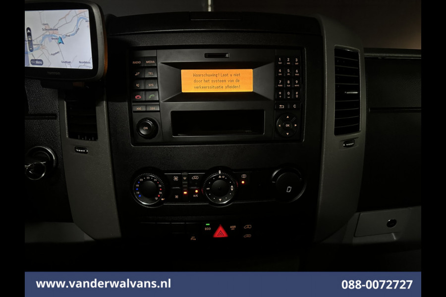Mercedes-Benz Sprinter 316 CDI 163 pk L2H2 Euro6 Airco | 2800kg trekhaak | Navigatie | Cruisecontrol Parkeersensoren Mercedes-Benz Sprinter 316 CDI 163 pk L2H2 Euro6 Airco | 2800kg trekhaak | Navigatie | Cruisecontrol Parkeersensoren