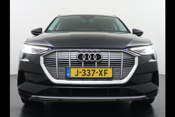 Audi e-tron 55 Quattro 95kWh 408PK Trekhaak Leder/Alcantara-Sportstoel Panoramadak Adap.Cruise Navi Ecc Stoelverwarming Business Edition Plus Luchtvering Memory Lmv Elek.Achterklep Privacy Glas Keyless 1e Eigenaar 1.800KG Trekgewicht Zeer compleet!