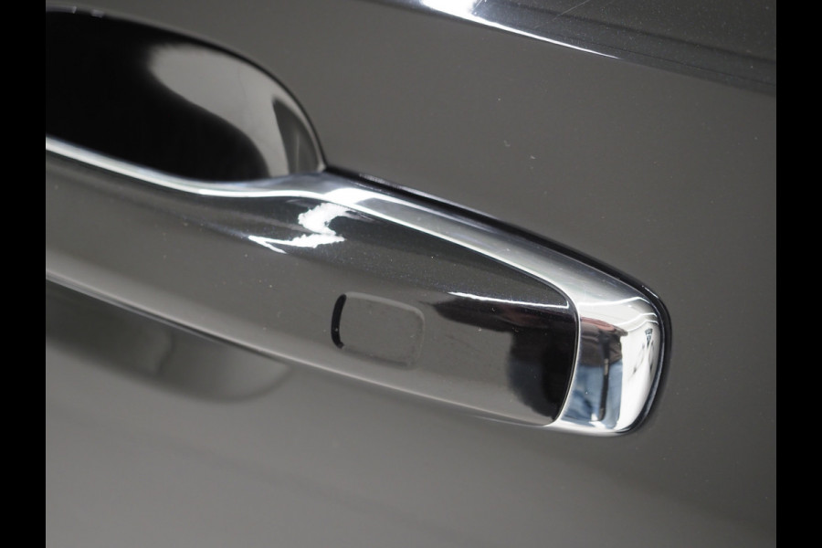 Volvo V90 2.0 T8 AWD Inscription | Panoramadak | Trekhaak | Bowers & Wilkins | 360 | Pilot Assist | Head Up