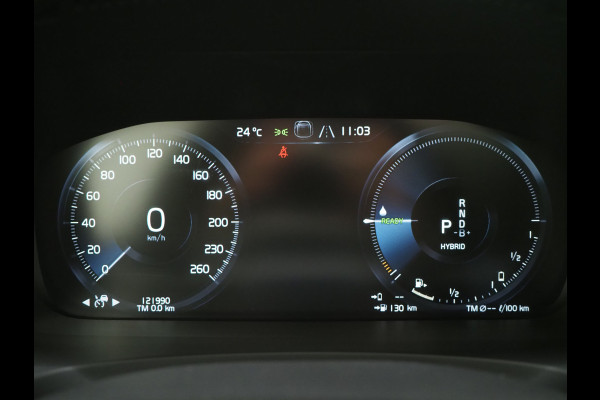 Volvo V90 2.0 T8 AWD Inscription | Panoramadak | Trekhaak | Bowers & Wilkins | 360 | Pilot Assist | Head Up